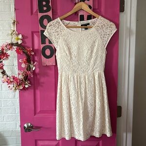 Forever 21 Lace Dress